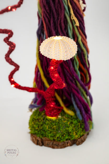 פיה מוארת עם 2 קונכיות